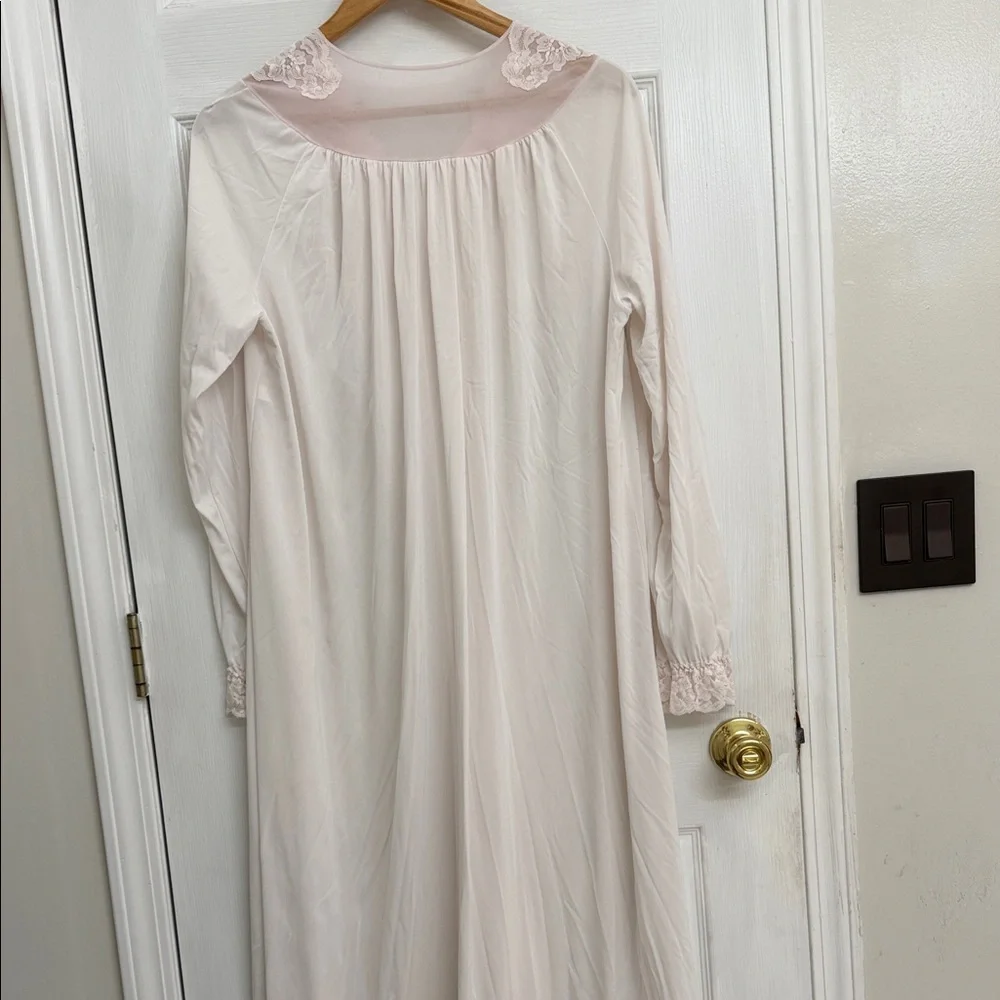 Vintage Shadowline Romantic Lace Nightgown Robe Blush Pink Maxi Lingerie Dress